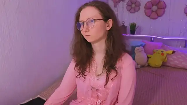 Snapshot of SunshineBlaze chatting on May 2026 01:27:02 PM SunshineBlaze online show from May 2026 01:27:02 PM