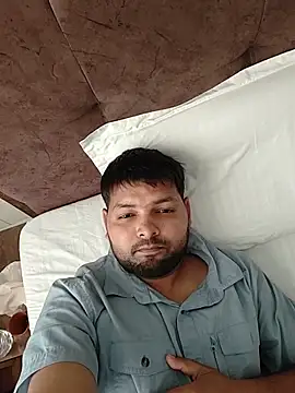 Pulkeet1433 online show from June 2026 12:48:02 AM