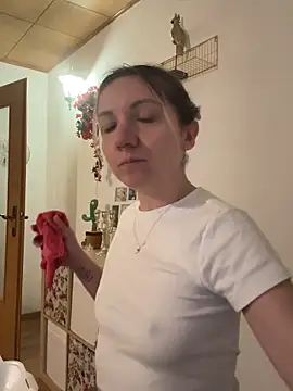 Marina und Jayden online show from February 2026 07:01:01 PM