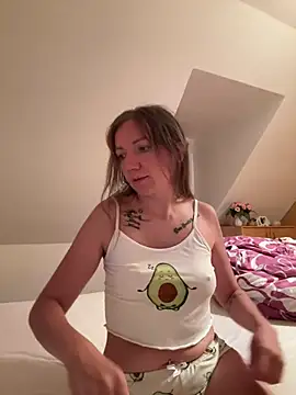 Marina und Jayden online show from July 2026 08:00:01 PM