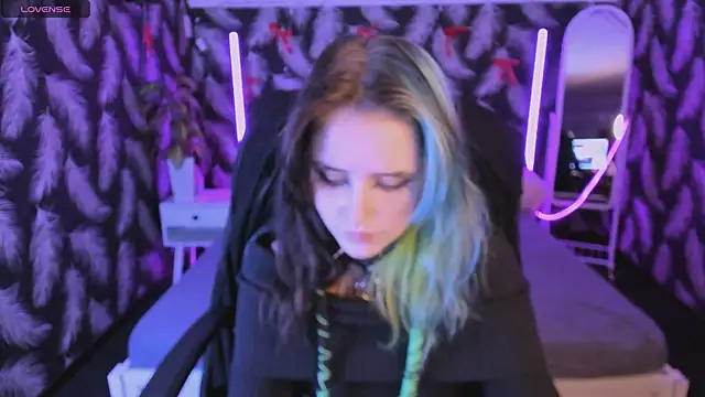 Snapshot of RubyMyst chatting on January 2026 08:29:01 PM RubyMyst online show from January 2026 08:29:01 PM