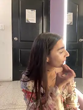 Abriil cutee online show from May 2026 02:55:01 PM