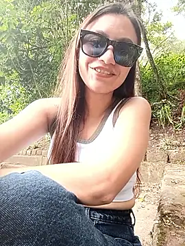 LeticiaHinkley online show from April 2026 09:12:02 PM