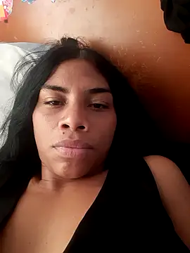 Snapshot of vvannessa33 chatting on February 2026 06:53:02 PM vvannessa33 online show from February 2026 06:53:02 PM