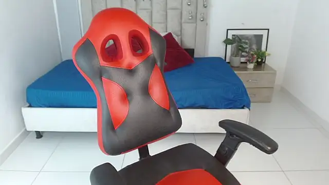 Axel fox77 online show from February 2026 08:45:02 PM