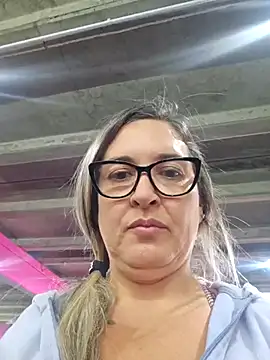 bellafortune69 online show from May 2026 05:21:02 PM