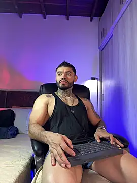 thiago ferrari  online show from March 2026 11:21:02 PM