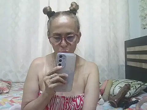 ZAMY1 online show from May 2026 10:26:02 PM