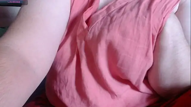 Snapshot of Santanna77 chatting on October 2025 08:14:02 AM Santanna77 online show from October 2025 08:14:02 AM