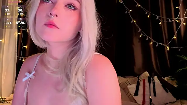 ShyniAlice online show from June 2026 04:10:02 AM