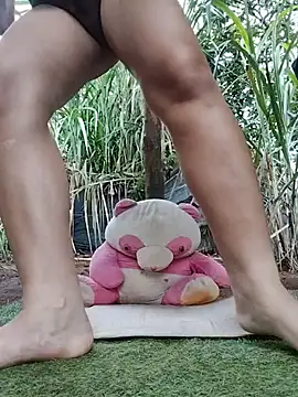 leona118 online show from June 2026 11:53:02 PM