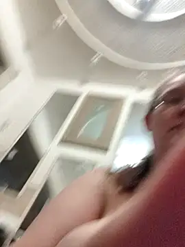 wetMoneybags online show from February 2026 02:59:01 AM