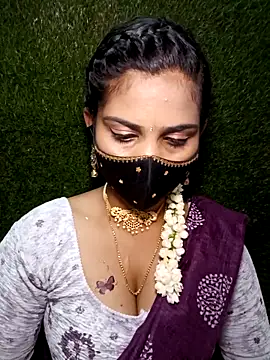 Snapshot of Nithyatamil chatting on March 2026 05:14:01 PM Nithyatamil online show from March 2026 05:14:01 PM