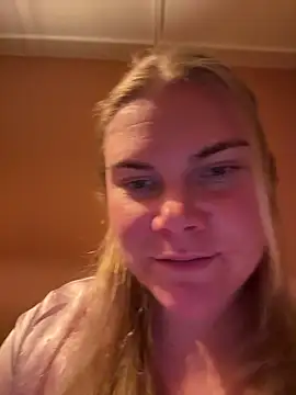 SexyBlondJoanna online show from March 2026 06:12:02 PM