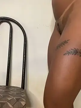 Snapshot of gatadaacademia chatting on February 2026 03:30:02 PM gatadaacademia online show from February 2026 03:30:02 PM