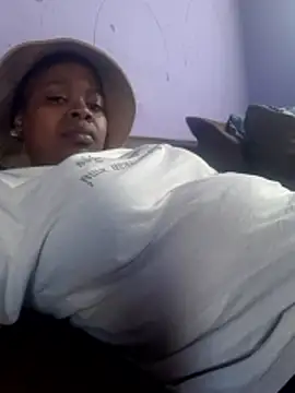 Snapshot of bigboobylicious chatting on May 2026 12:56:01 PM bigboobylicious online show from May 2026 12:56:01 PM