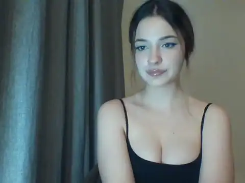 EvelineMagnetic online show from May 2026 08:16:01 PM