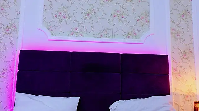 EvelinHill online show from February 2026 05:05:01 AM