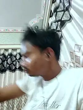 Snapshot of dildarlund chatting on January 2026 08:25:02 PM dildarlund online show from January 2026 08:25:02 PM