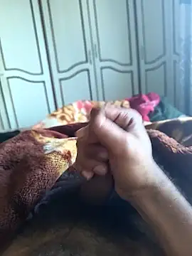 Snapshot of dildarlund chatting on January 2026 04:18:01 AM dildarlund online show from January 2026 04:18:01 AM