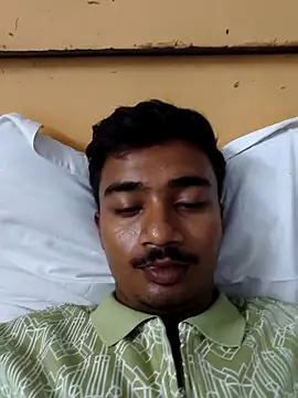 Snapshot of dildarlund chatting on February 2026 08:29:02 PM dildarlund online show from February 2026 08:29:02 PM