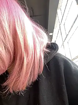 aka Blonde online show from March 2026 07:13:01 AM