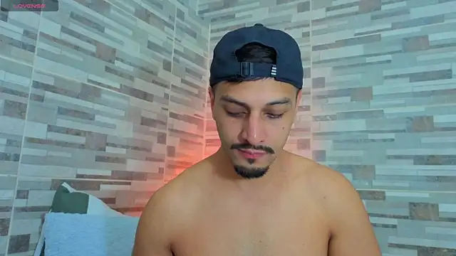 joelcallvil1 online show from May 2026 12:37:01 AM
