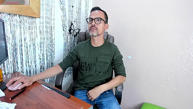 Oswalldo   online show from March 2026 11:26:02 AM