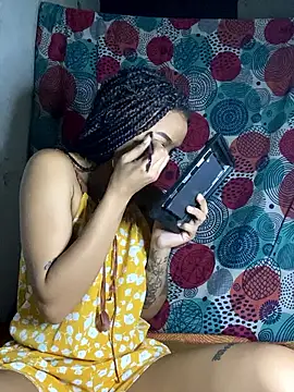 Snapshot of Meriida chatting on April 2026 05:45:02 AM Meriida online show from April 2026 05:45:02 AM