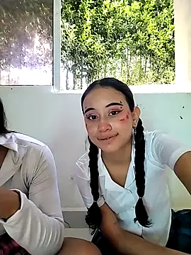 l0lita emi online show from March 2026 03:04:01 PM