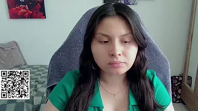 yessica gomez01 online show from March 2026 09:40:01 PM