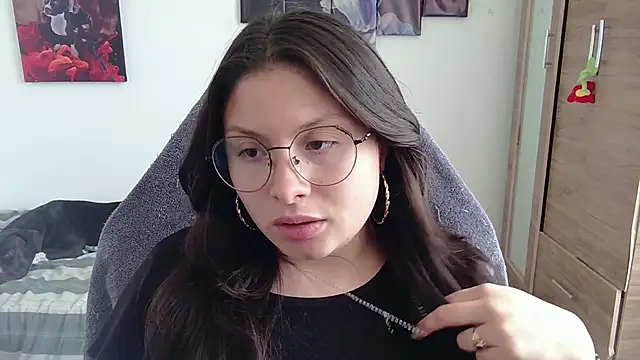 yessica gomez01 online show from April 2026 07:38:02 PM