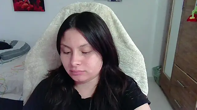 yessica gomez01 online show from May 2026 10:07:01 PM