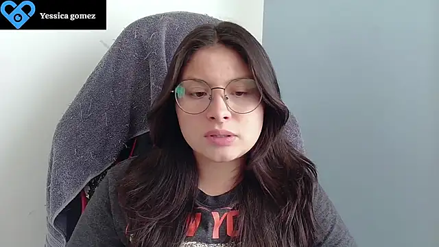 yessica gomez01 online show from June 2026 05:49:02 PM