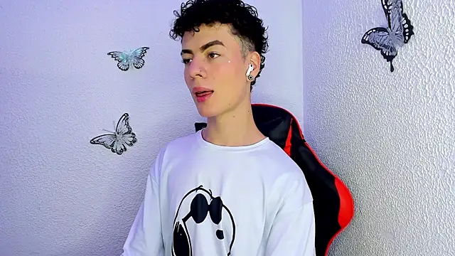 andrew ixz online show from February 2026 06:12:01 PM