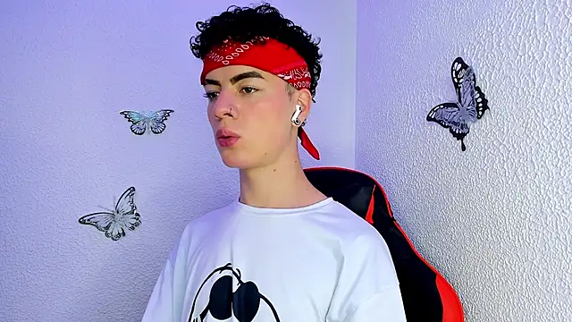 andrew ixz online show from February 2026 03:06:01 PM