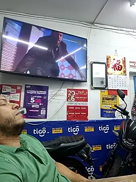 Snapshot of mago_vive chatting on March 2026 06:40:01 AM mago vive online show from March 2026 06:40:01 AM