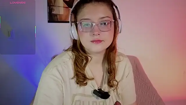 Mia Franklyn online show from April 2026 01:04:01 AM