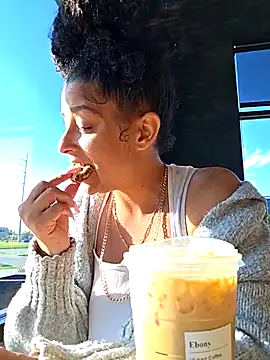 tastesosweet online show from April 2026 11:22:02 PM