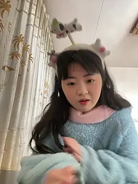 Snapshot of Mloy-01 chatting on February 2026 05:52:01 AM Mloy-01 online show from February 2026 05:52:01 AM