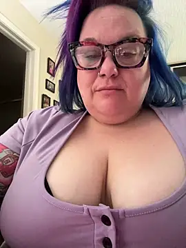 Snapshot of theUnihorniest chatting on March 2026 08:30:02 PM theUnihorniest online show from March 2026 08:30:02 PM
