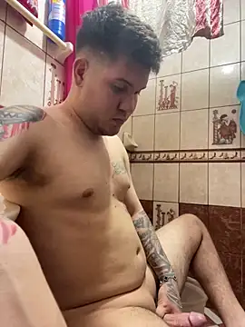 Snapshot of Aleja_1426 chatting on March 2026 01:48:02 PM Aleja 1426 online show from March 2026 01:48:02 PM