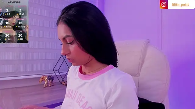 lilith petit  online show from April 2026 01:25:02 PM