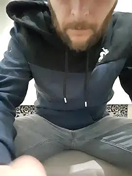 80julien online show from February 2026 03:32:02 AM