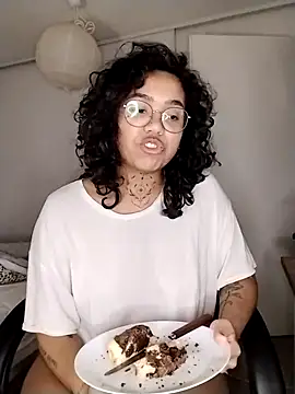 therealsun8 online show from February 2026 05:45:01 AM