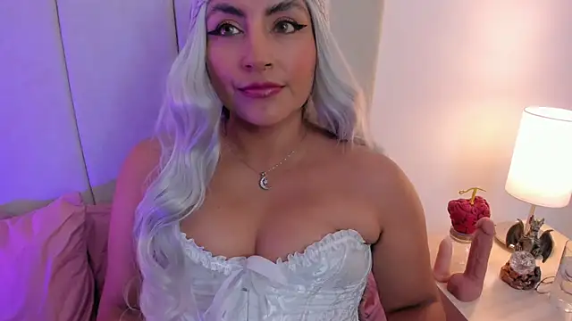 Snapshot of nathy_bush chatting on April 2026 08:33:02 PM nathy bush online show from April 2026 08:33:02 PM