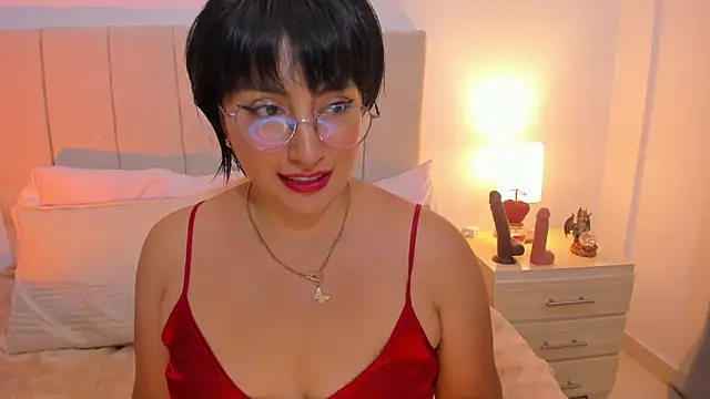Snapshot of nathy_bush chatting on June 2026 08:32:02 PM nathy bush online show from June 2026 08:32:02 PM