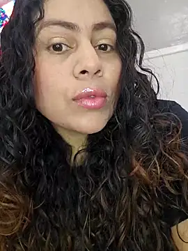  Zhamira online show from February 2026 02:32:01 PM