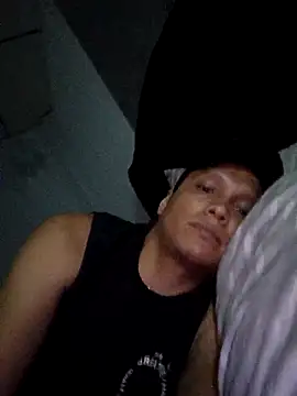 Snapshot of danx26 chatting on March 2026 12:32:02 AM danx26 online show from March 2026 12:32:02 AM