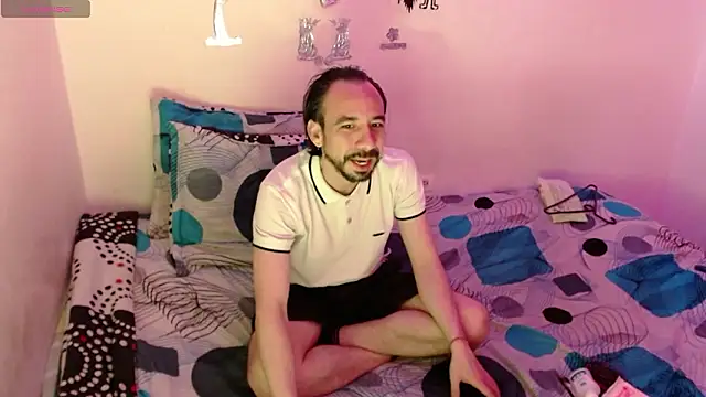 couple  party  online show from February 2026 11:20:01 PM